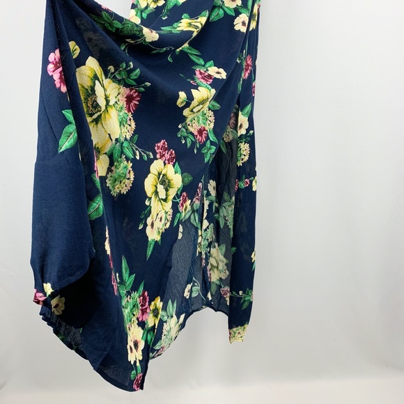 Navy Floral Print Strappy Open Back Maxi D… - Picture 7 of 9